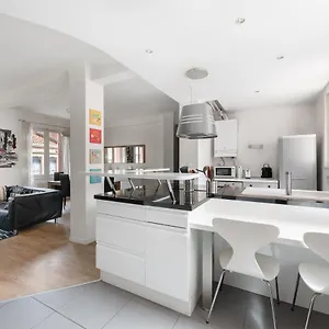 T3 Hyper Centre - Spacieux Et Confortable Appartement
